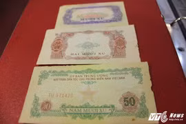 Bộ sưu tập tiền cổ giá bạc tỷ ở Hà Nội