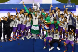 Huyền thoại tề tựu chứng kiến chiến công lịch sử của Real Madrid