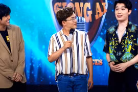 Trấn Thành 'ganh tị' khi Otis 'mê mệt' nhan sắc của Quang Trung