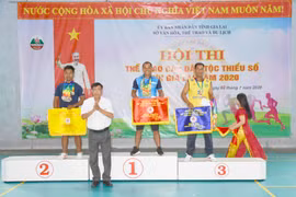 Y Khưm-Người "truyền lửa" môn đẩy gậy