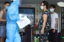 Đắk Lắk: Lực lượng y tế khử khuẩn, phong tỏa nơi có ca mắc COVID-19