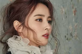 Nhan sắc quyến rũ của bóng hồng "hot" nhất nhì làng bóng đá Hàn Quốc