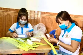 Kỳ 1: Dự án "Chiếc mũ yêu thương"