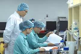 Bộ Y tế: Người dân được tiếp cận, sử dụng vaccine COVID-19 sớm nhất