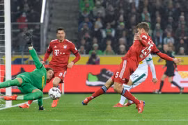 Top 10 pha cứu thua trên vạch vôi siêu đẳng tại Bundesliga 2019/20