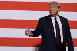 Nếu hoãn bầu cử, chủ tịch hạ viện có thể làm tổng thống Mỹ khi ông Trump hết nhiệm kỳ