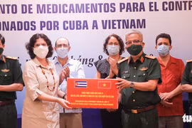 Cuba tặng thuốc, cử chuyên gia sang Việt Nam hỗ trợ chống dịch COVID-19