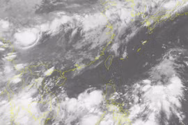 Xuất hiện áp thấp giữa Biển Đông