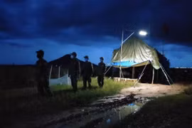 Lính biên phòng canh COVID-19 ở 'phên giậu' phía Nam