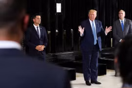 Tổng thống Trump: "Điều Trung Quốc làm với thế giới là quá sức tưởng tượng"