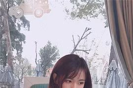 Nữ game thủ Gia Lai sở hữu vẻ đẹp mong manh khiến vạn người mê