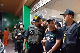 Hé lộ nguyên nhân GĐ Bệnh viện bị nhóm giang hồ khống chế đòi nợ