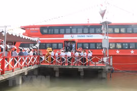 Khai trương tuyến tàu cao tốc Cần Thơ-Trần Đề-Côn Đảo