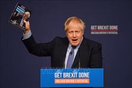 Ván cờ quyết định tại 'xứ sở sương mù'