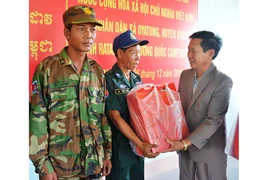 Biên cương thắm tình hữu nghị