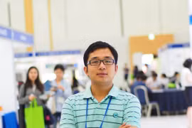 32 tuổi, có 23 công trình nghiên cứu đăng trên tạp chí khoa học uy tín