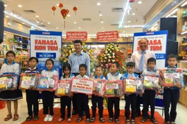 Khai trương Nhà sách Fahasha Kon Tum