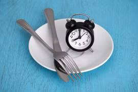Nhịn ăn đều đặn có thể kích hoạt trao đổi chất, giúp ích cho sức khỏe