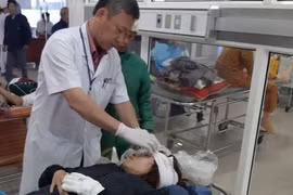 Bị đuổi ra khỏi nhà, chồng dùng súng bắn vợ và mẹ vợ