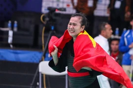 Nữ võ sĩ pencak silat xinh đẹp giành HCV SEA Games 30 cho Việt Nam