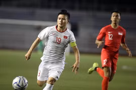 Quang Hải bị rách cơ đùi, có khả năng chia tay SEA Games 2019