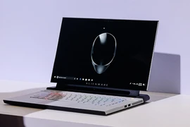 Dell trình làng loạt laptop chuyên chơi game, giá từ 799 USD