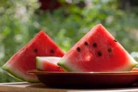 Mối nguy hiểm khi ăn quá nhiều dưa hấu