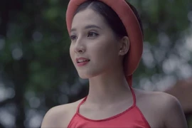 Nhan sắc giống Angela Phương Trinh của hot girl 9X đóng MV 'Tỏ tình'