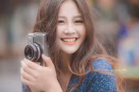 "Yêu ngay từ cái nhìn đầu tiên"với nụcười tỏa nắng của nữ sinh Ngoại thương