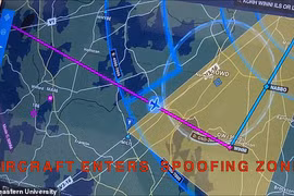 Hacker dễ dàng điều hướng máy bay hạ cánh với công cụ chỉ 600 USD