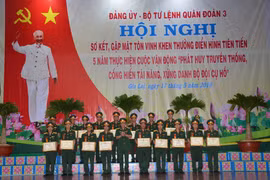 Quân đoàn 3:Tặng bằng khen cho 11 tập thể, 18 cá nhân tiêu biểu