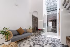 Nhà phố tràn ngập ánh sáng nhờ có sân sau