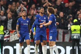 Thắng Frankfurt ở loạt "đấu súng", Chelsea vào chung kết Europa League