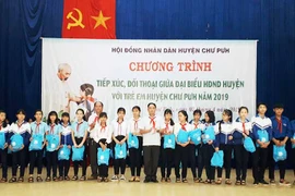 Chư Pưh: Chung tay giúp đỡ trẻ em nghèo