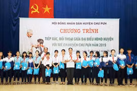 Chư Pưh: Chung tay giúp đỡ trẻ em nghèo