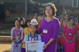 Nhặt được vàng, học sinh lớp 5 trả lại cho người đánh rơi