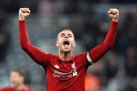 Liverpool trở lại ngôi đầu sau chiến thắng nghẹt thở