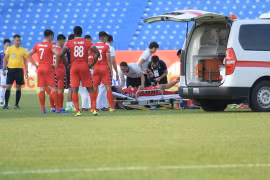 Ca ngợi hành động sơ cứu của trọng tài Ngô Duy Lân