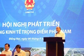 Thủ tướng: "Không nói nhiều thành tích,đi thẳng vào yếu kém để khắc phục!"