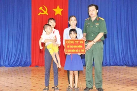 Chi nhánh Công ty 75: Hỗ trợ hơn 120triệu đồng cho 3 cháu mồ côi