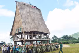Củng cố tình đoàn kết quân-dân