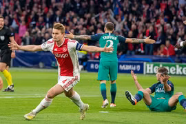 Ngược dòng nghẹt thở hạ Ajax, Tottenham vào chung kết Cúp C1