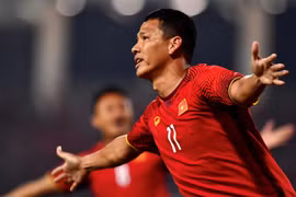 Việt Nam không có tiền đạo tốt để đối đầu Thái Lan