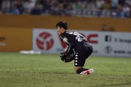 Tiến Dũng bắt cho U.23, Hồng Quân lên tuyển Việt Nam