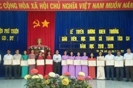 Phú Thiện: Tuyên dương giáo viên, học sinh có thành tích cao năm học 2018-2019