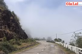 Thênh thang "cổng trời" Ia Kreng