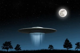 Ly kỳ bố con cựu thị trưởng Đức chạm trán người ngoài hành tinh