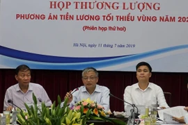 Bất ngờ chốt lương tối thiểu vùng 2020 tăng 5,5%