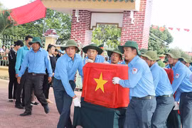 An Khê: Tích cực tìm kiếm, cất bốc hài cốt liệt sĩ