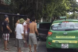 Chủ tiệm cầm đồ bị cứa cổ khi tranh cãi số tiền 100.000 đồng